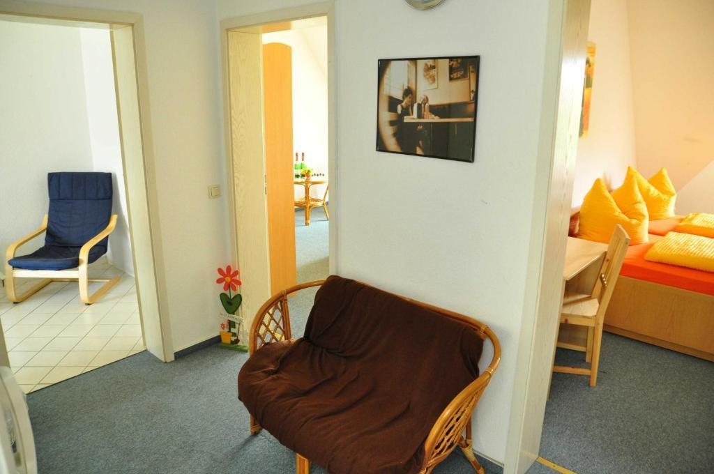 Pension Leipzig Georgplatz Room photo