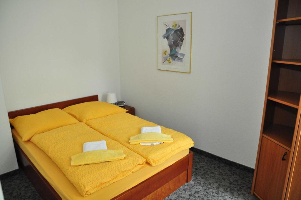 Pension Leipzig Georgplatz Room photo