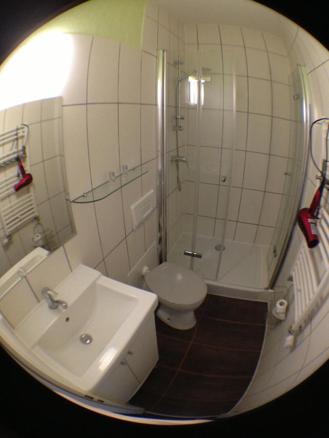 Pension Leipzig Georgplatz Room photo